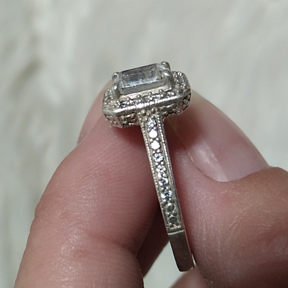 FINAL SALE! Stunning Sterling Silver 925 Cz Ring 💍 Size 7 - Picture 9 of 14